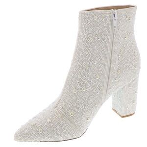 Betsey Johnson - Ankle Boots (White)